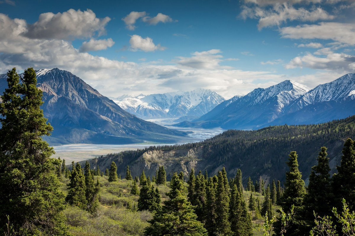 How to plan a day hike with room to enjoy it — illustrative photography